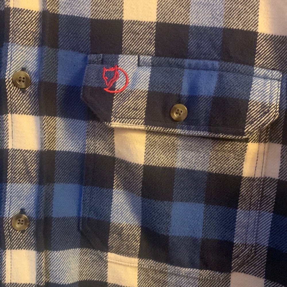 Fjallraven Men’s L blue plaid Skog shirt